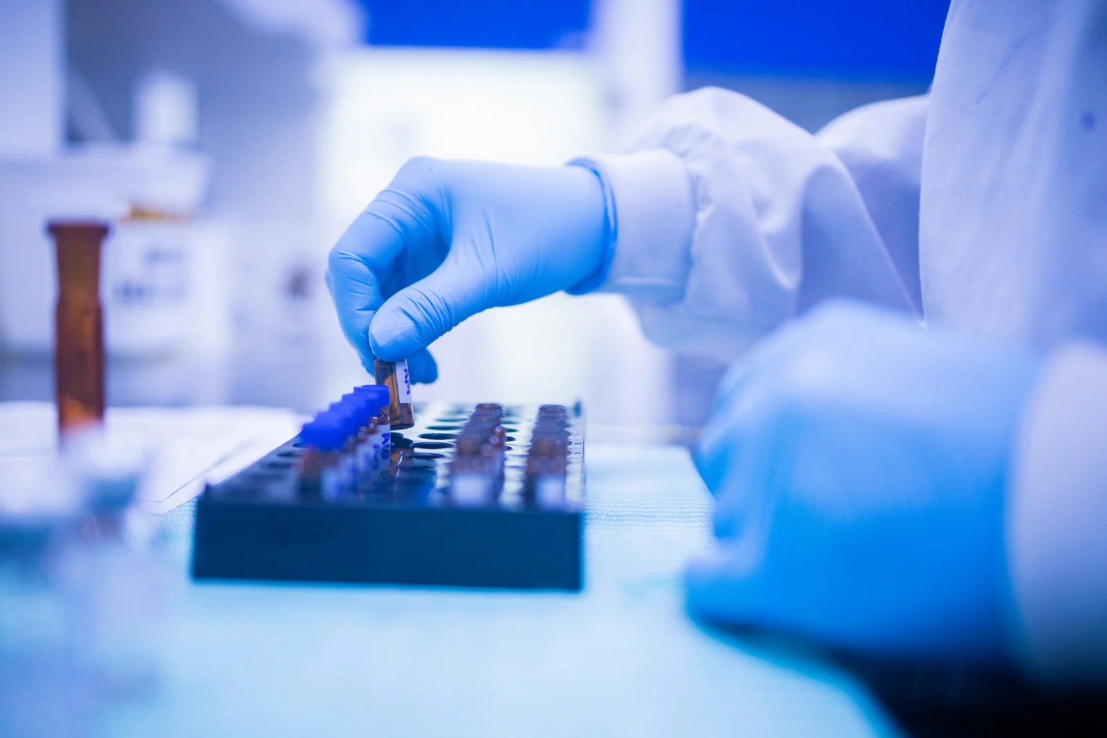 Carbón activado en la industria farmacéutica: purificación de principios activos